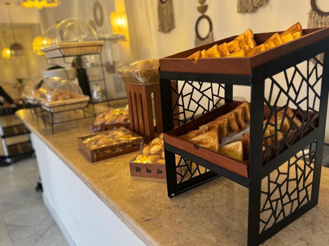La Boutique Hotel - Vue Des Pyramides Kafrat al Jabal Bagian luar foto